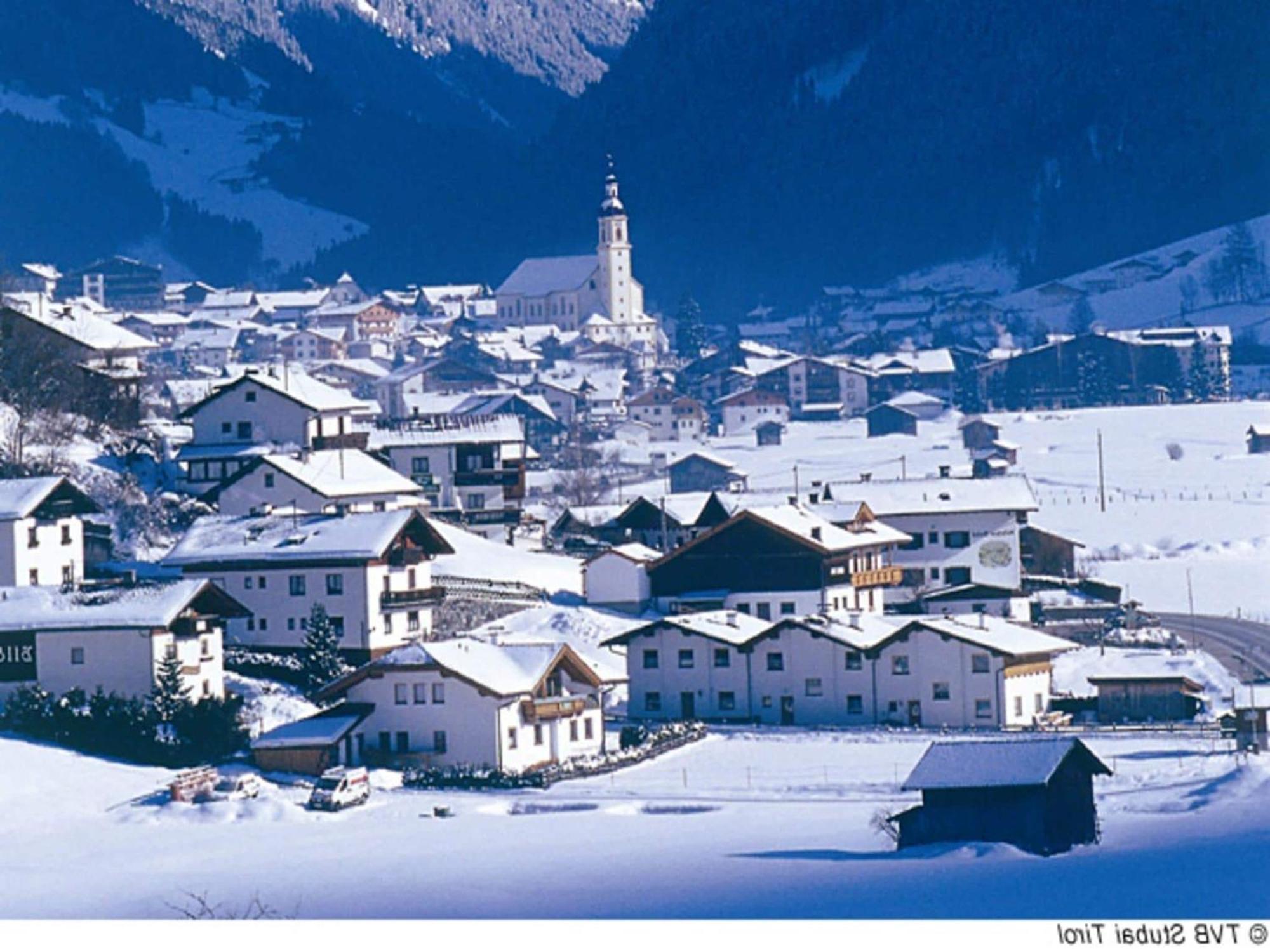 Plush Apartment With Mountain Views Neustift im Stubaital Exterior foto